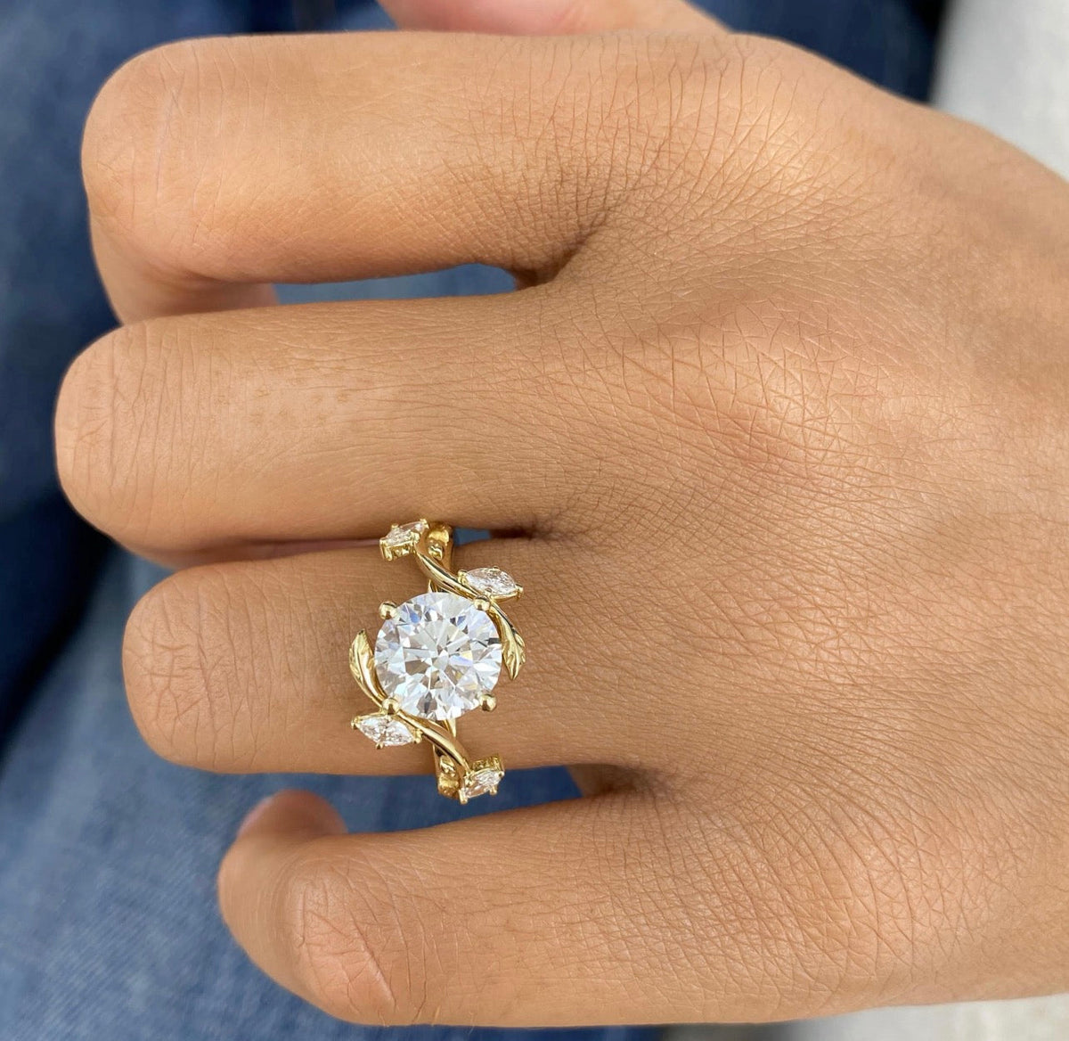 2.80ct Round Cut Accented Band Ring
