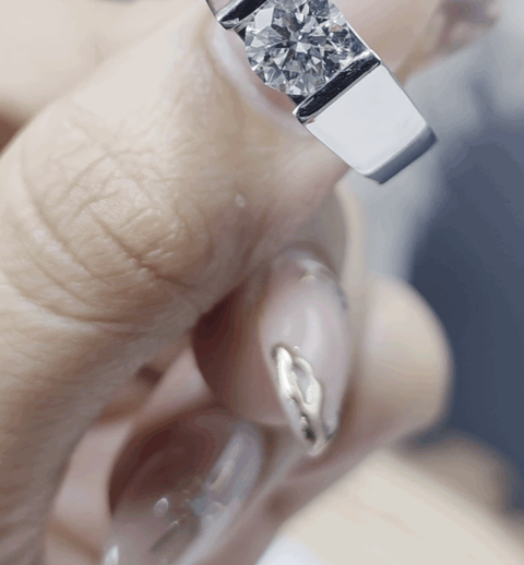Diamond Ring -Round