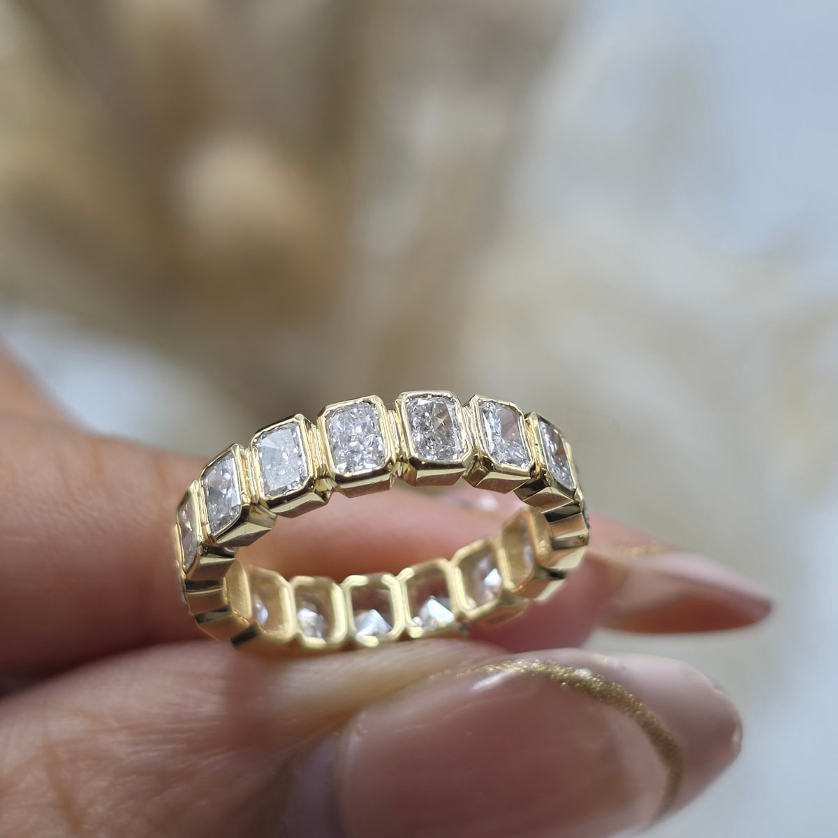 RADIANT DIAMOND BAND