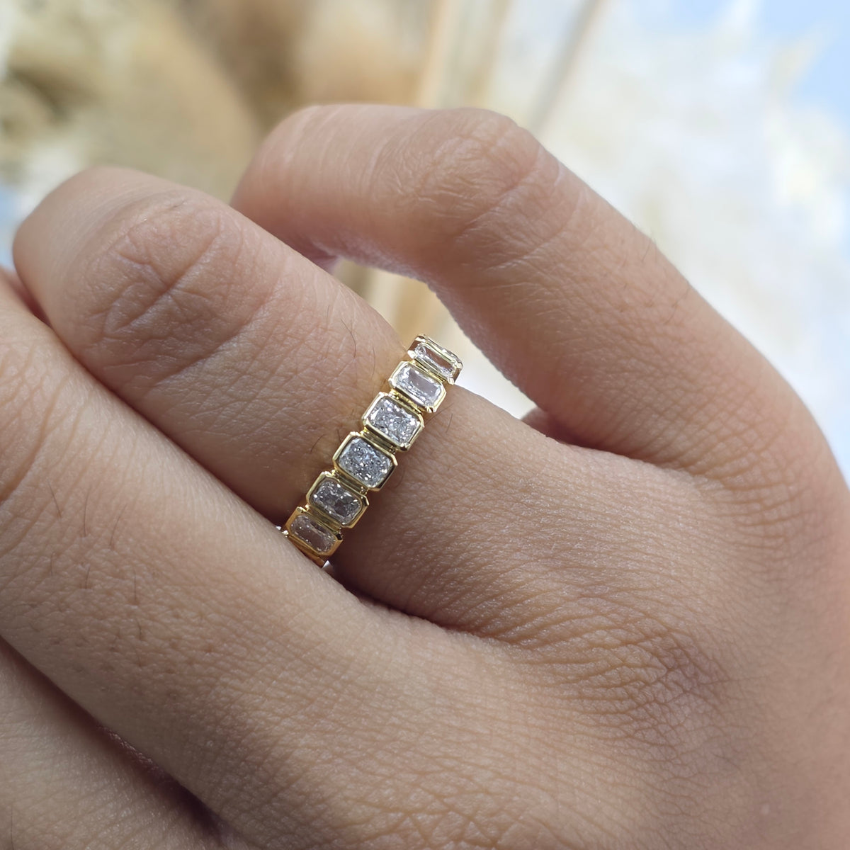 RADIANT DIAMOND BAND