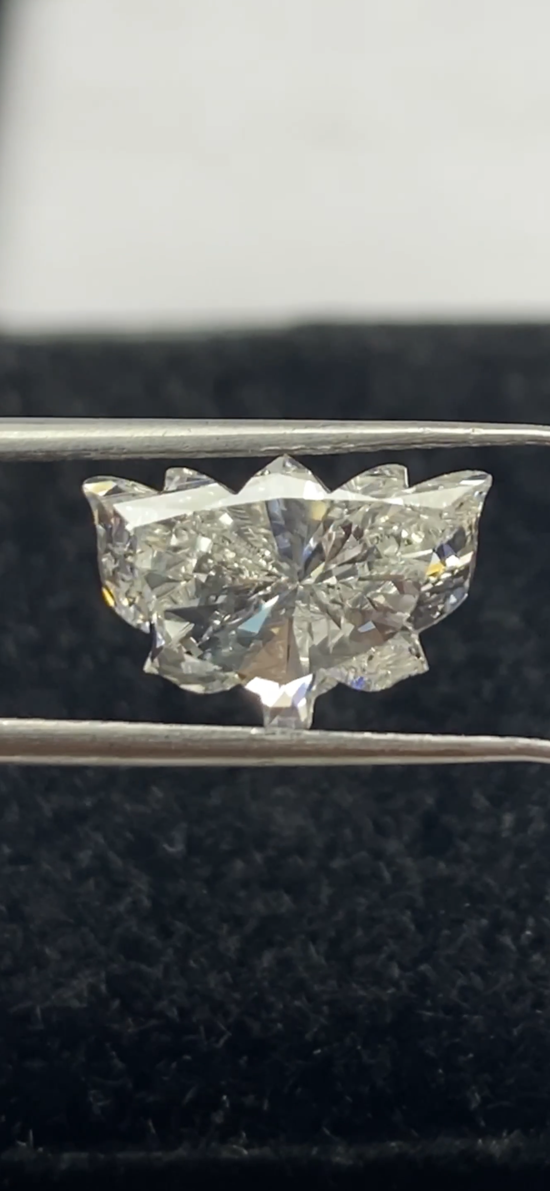 Lotus  Shape  Diamond