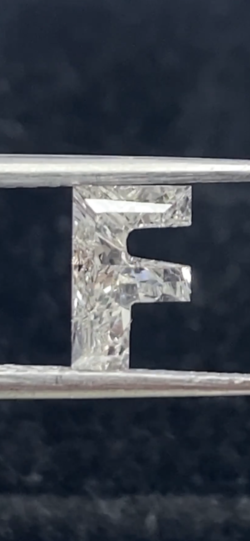 F SHAP DIAMOND