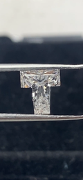 T SHAP DIAMOND