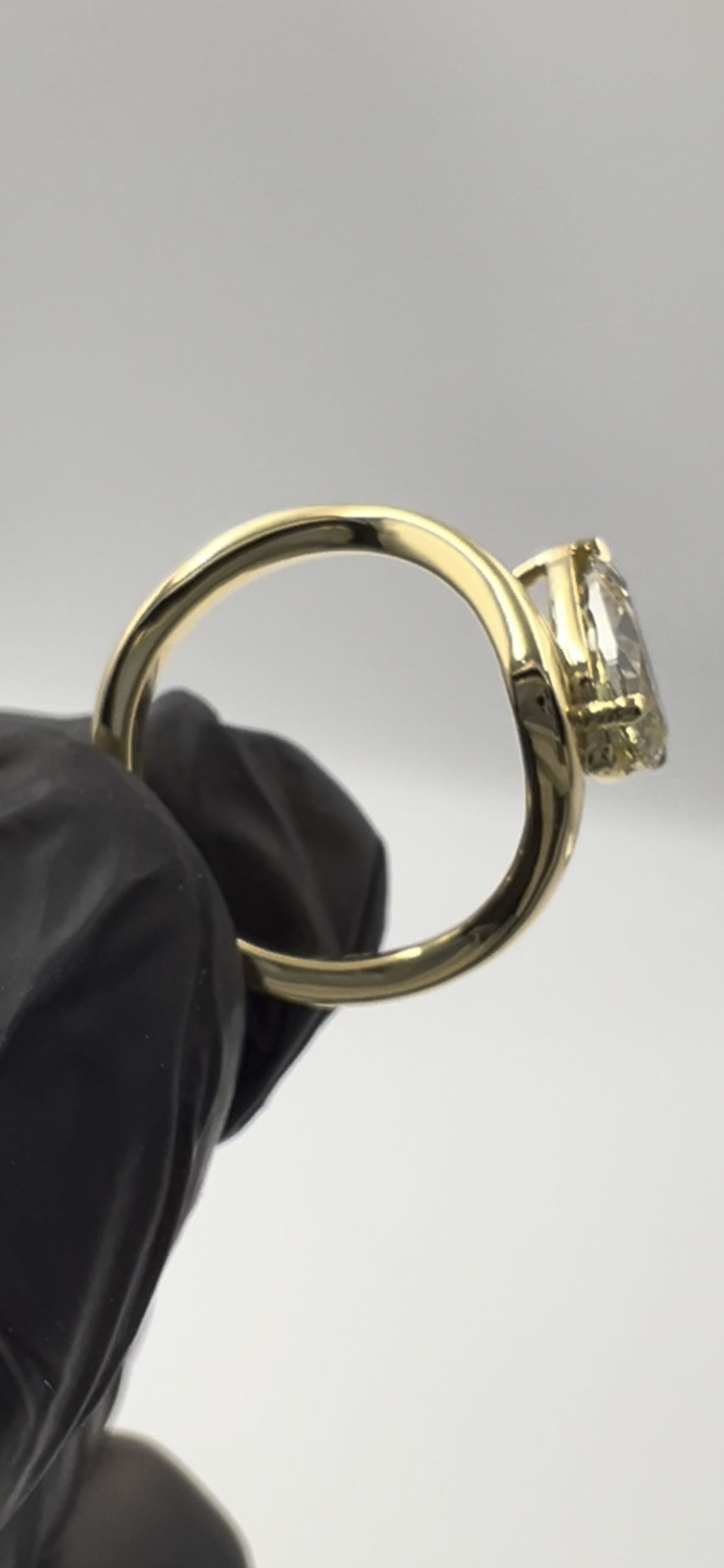 1.00CT PEAR FANCY YELLOW DIAMOND CURVY BAND PINKY FINGER RING