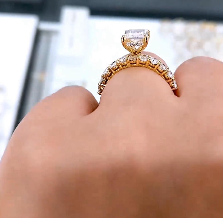Diamond Ring - Emerald