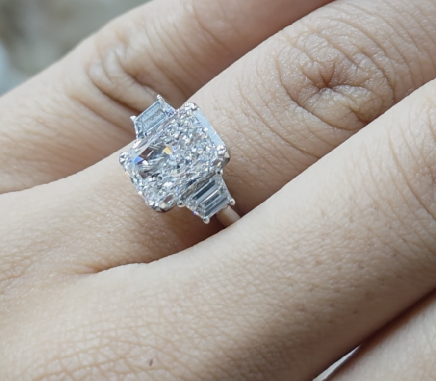 Diamond Ring -Emerald