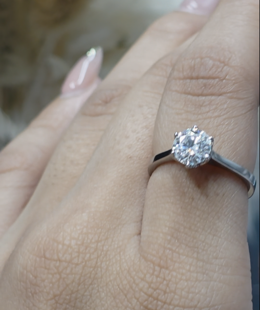 Diamond Ring -Round