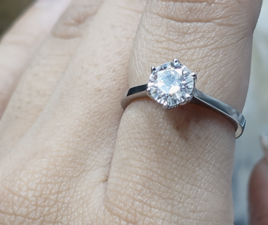Diamond Ring -Round