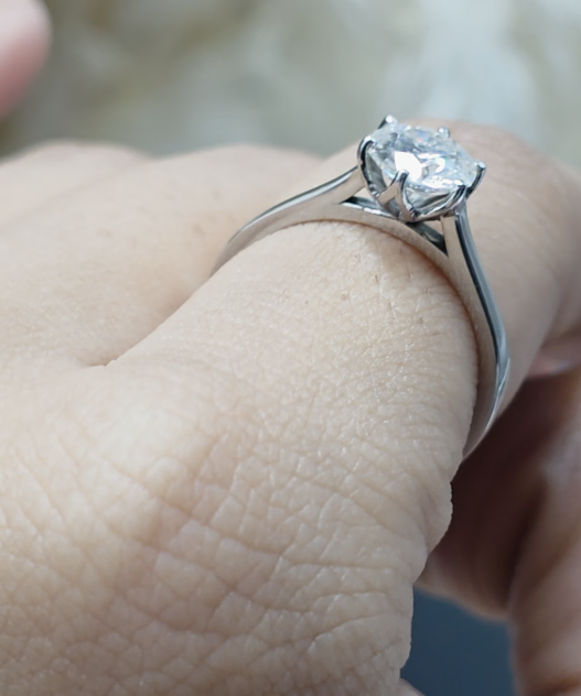 Diamond Ring -Round
