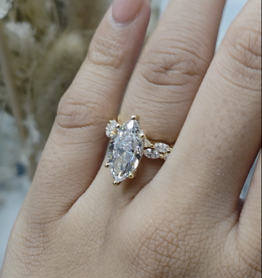 Diamond Ring -Marquise