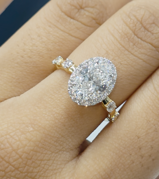 Diamond Ring -OVAL