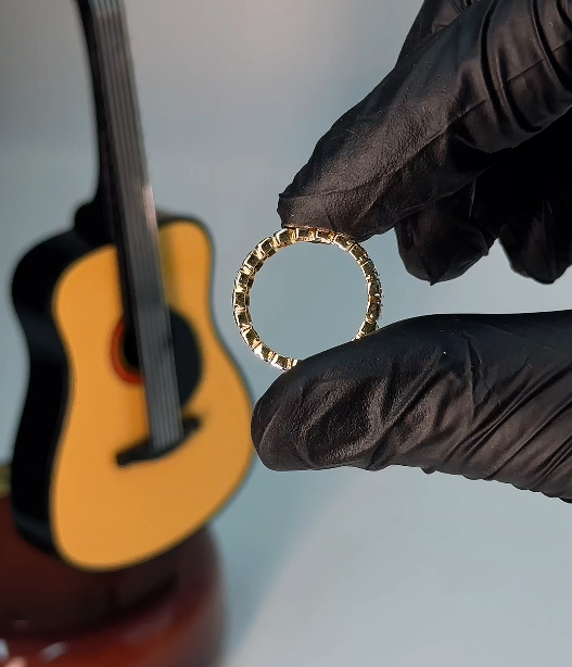 Diamond Ring -Emerald Diamond