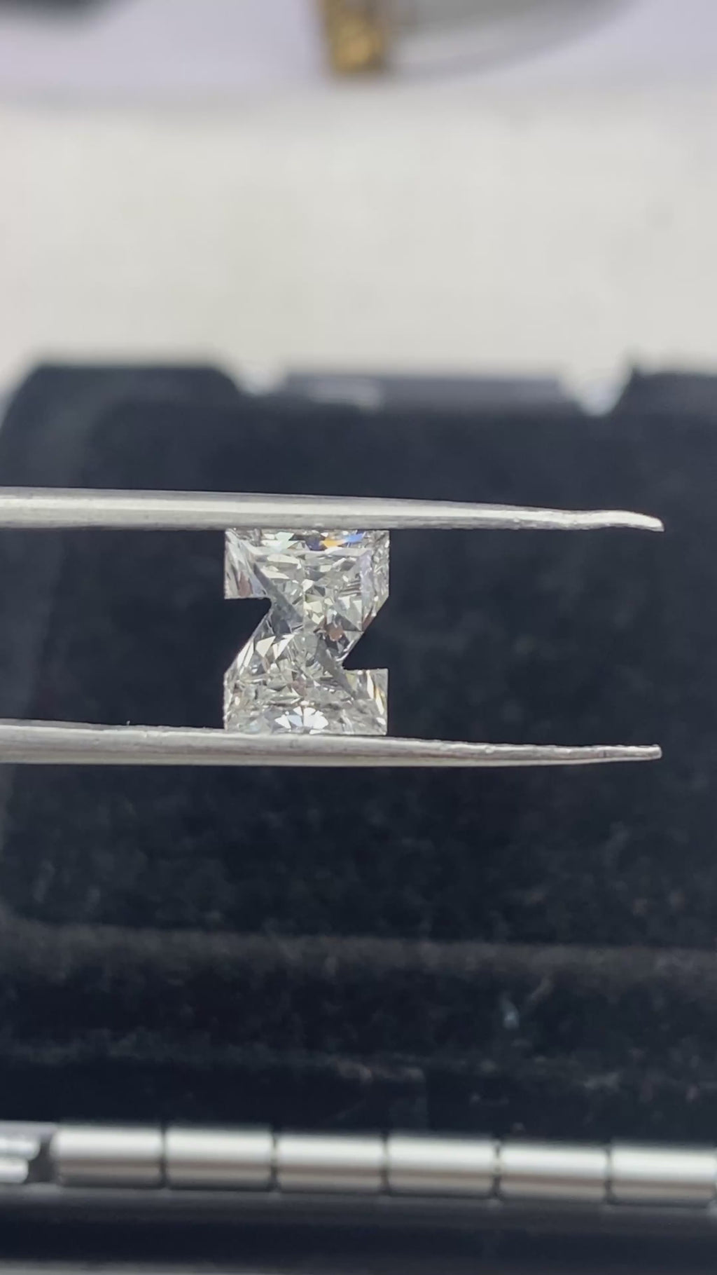 Z DIAMOND SHAP