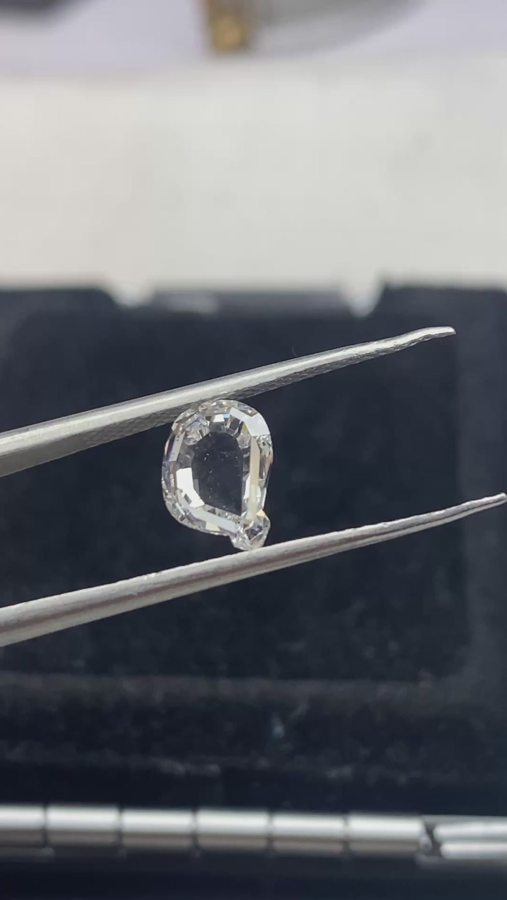 Q SHAP DIAMOND