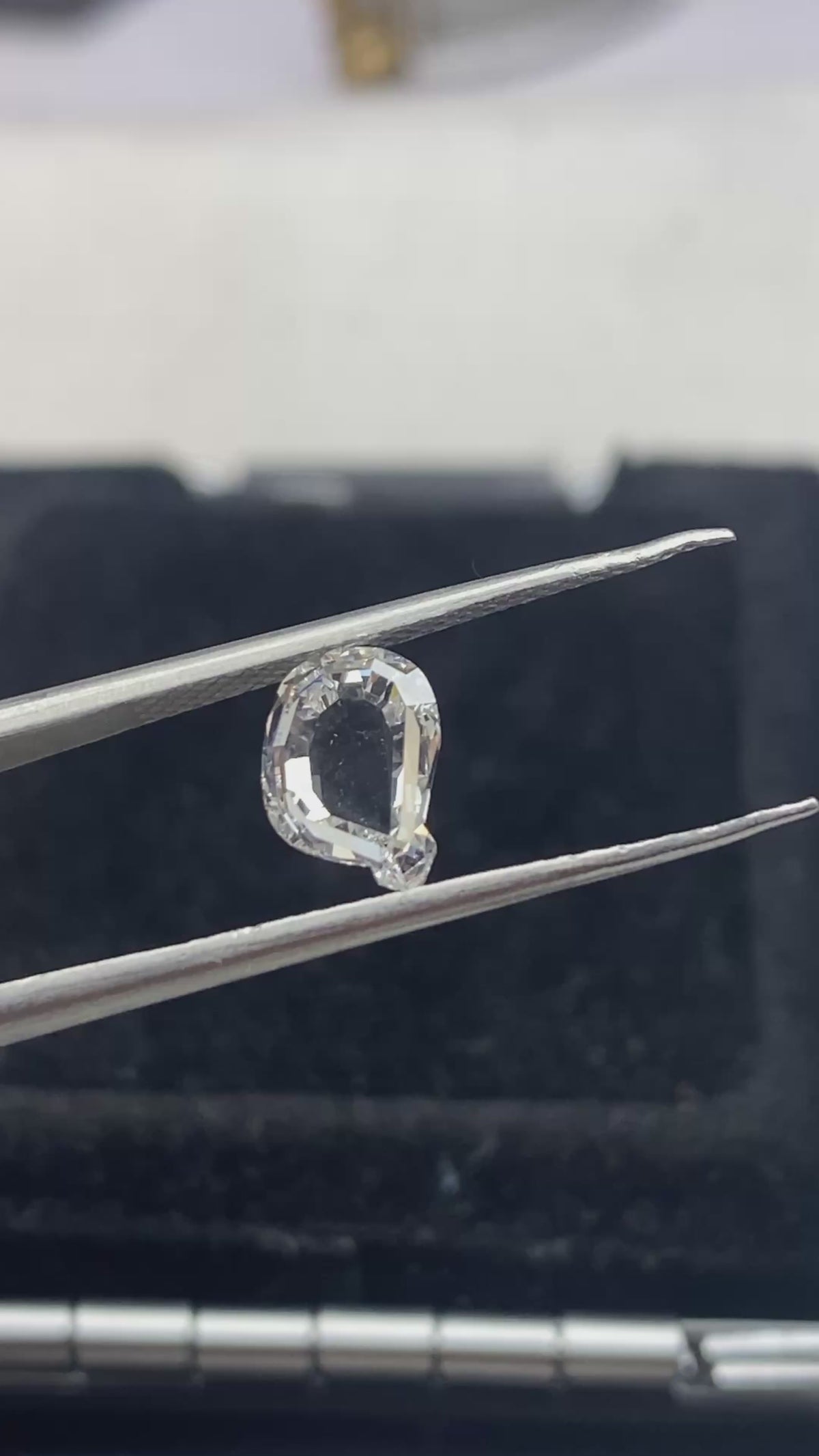 Q SHAP DIAMOND