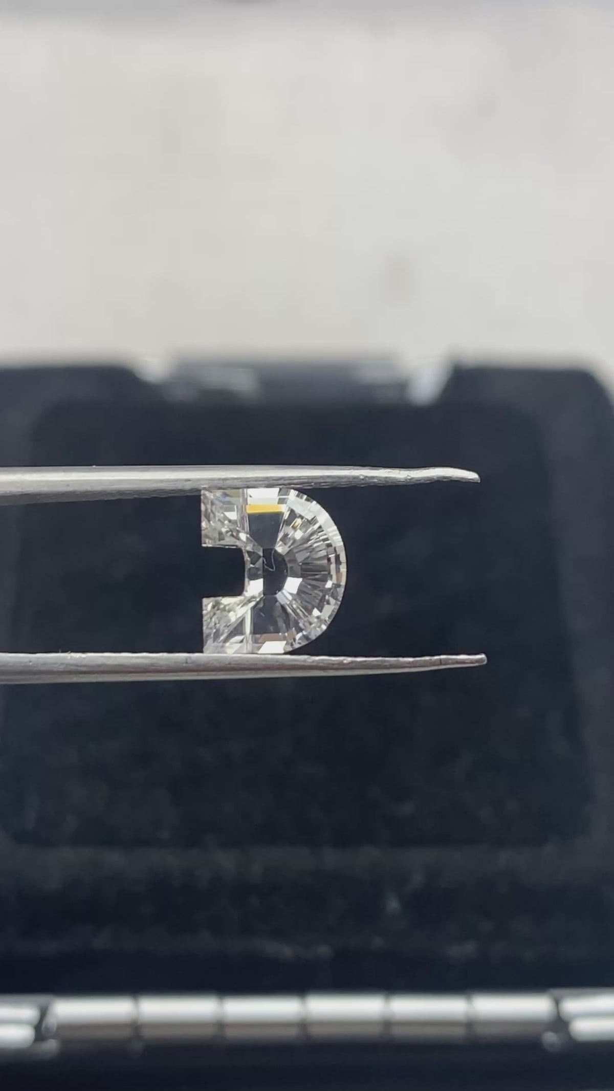 D Shape  Diamond